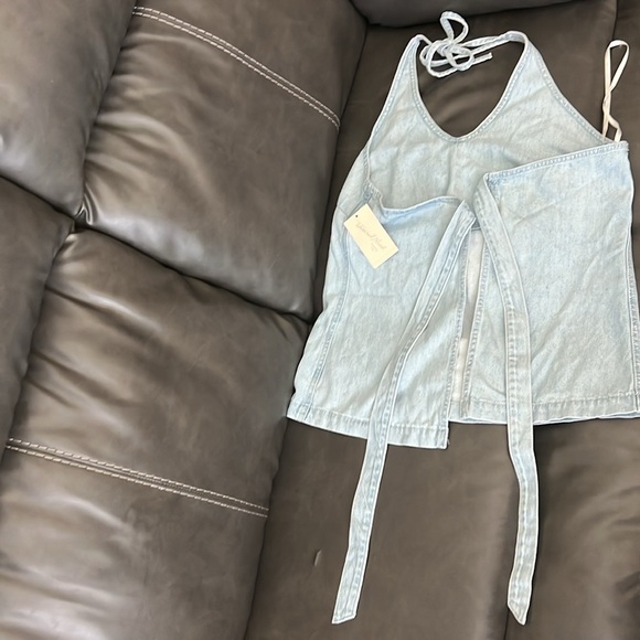 Universal Thread.. - Picture 3 of 6